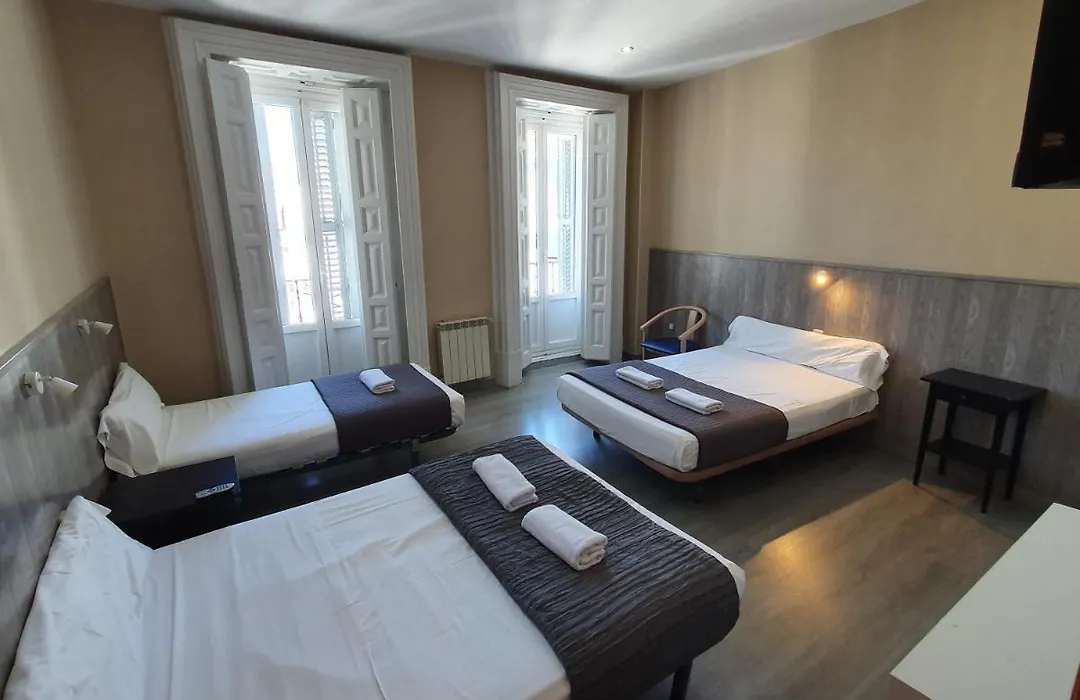 Plaza Dort Rooms IV-1