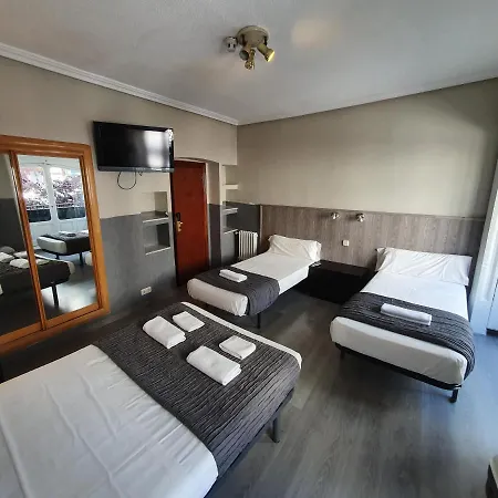 Plaza Dort Rooms IV-2